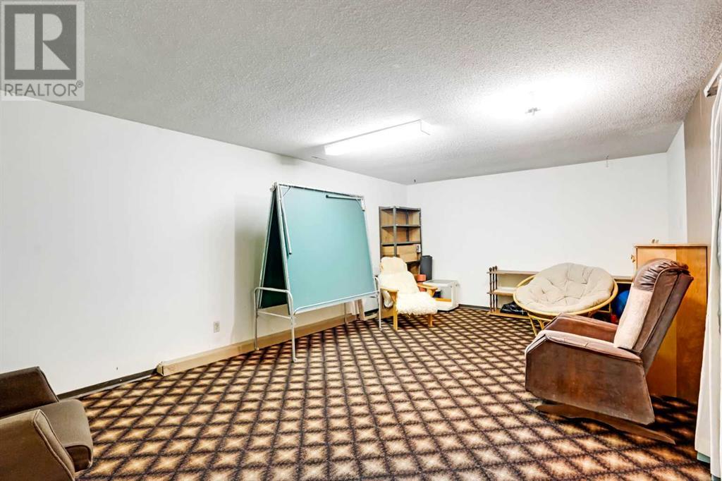 Single Family House Bungalow for Sale in  Lake Christina Way SE Lake Bonavista Calgary 