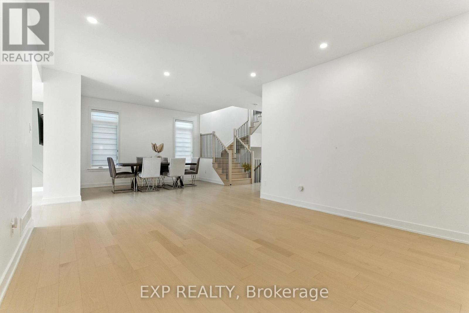 Photo 2 of 701 Odyssey Way, Ottawa ON