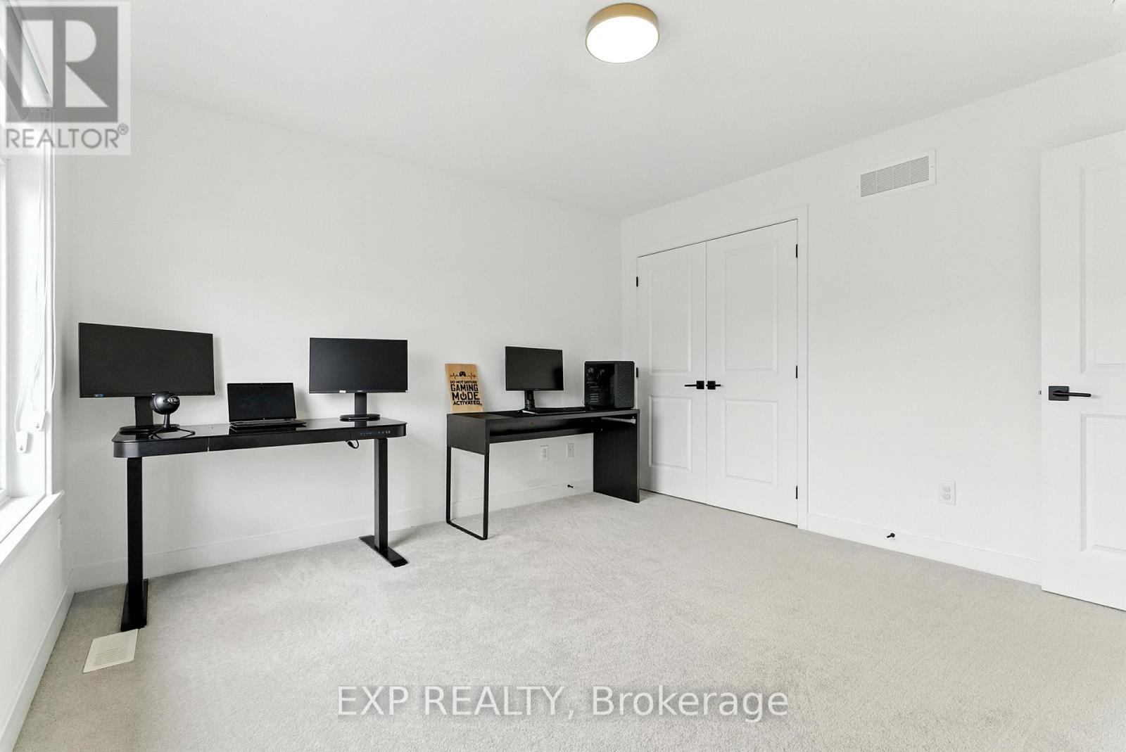 Photo 33 of 701 Odyssey Way, Ottawa ON