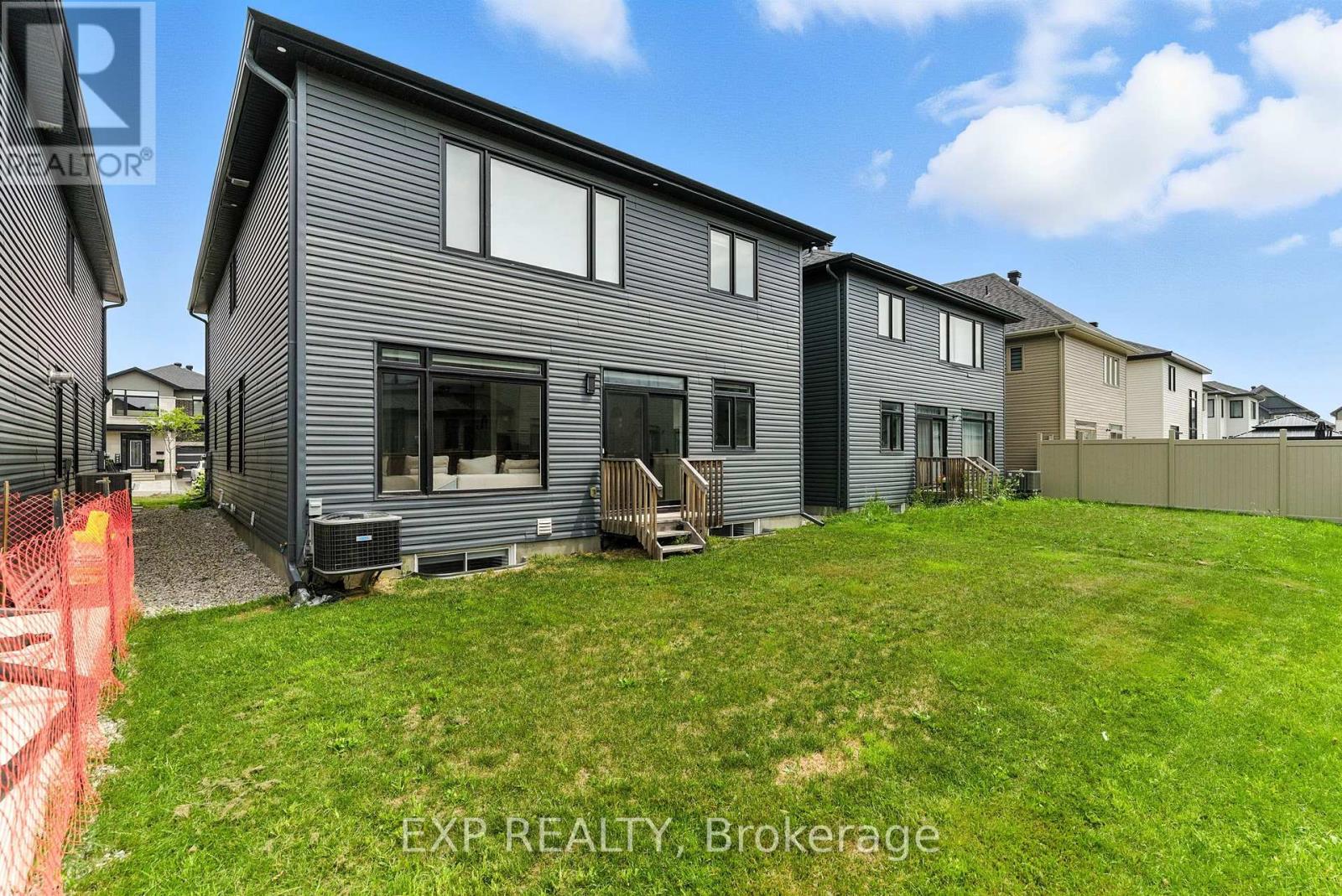 Photo 37 of 701 Odyssey Way, Ottawa ON