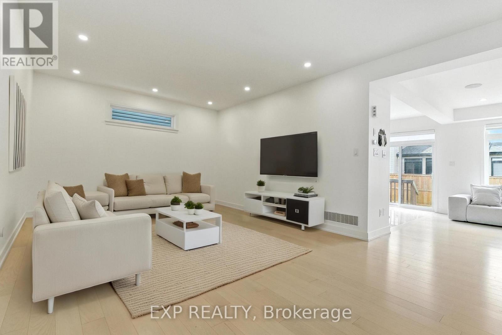 Photo 11 of 701 Odyssey Way, Ottawa ON