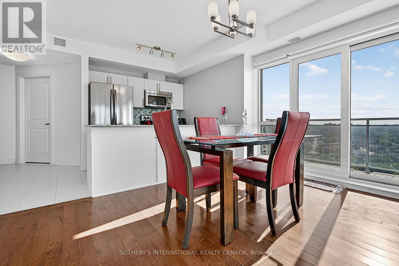 Photo 6 of 1509 90 Landry Street, Ottawa ON