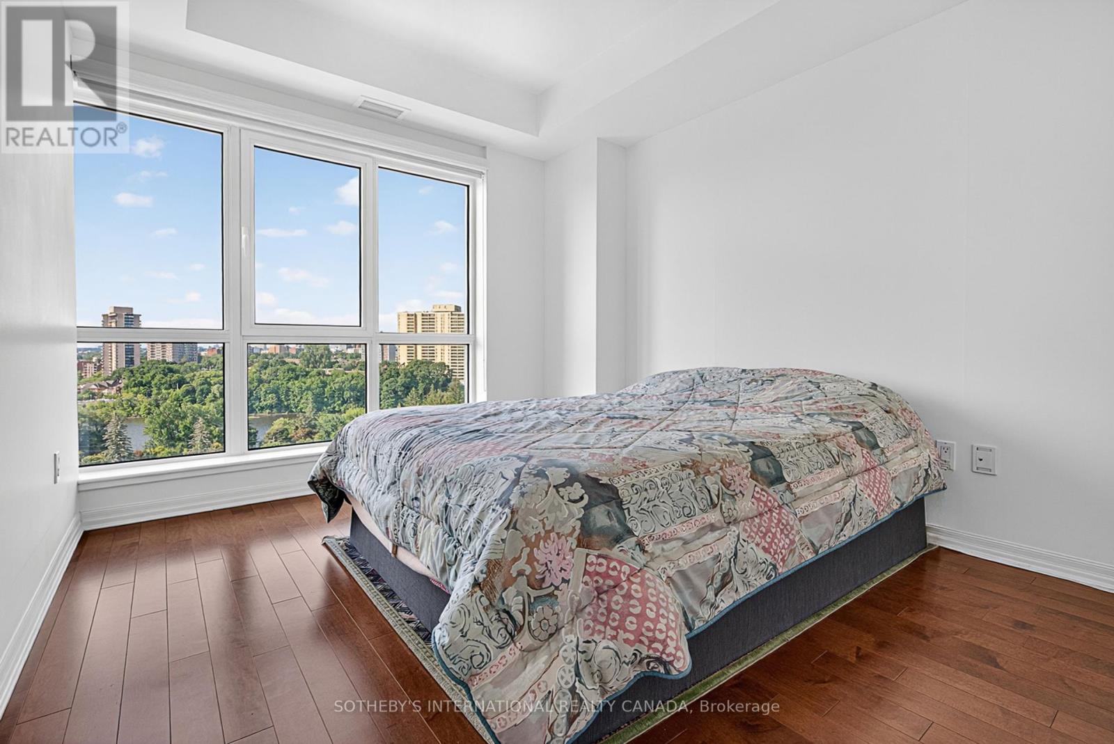 Photo 16 of 1509 90 Landry Street, Ottawa ON