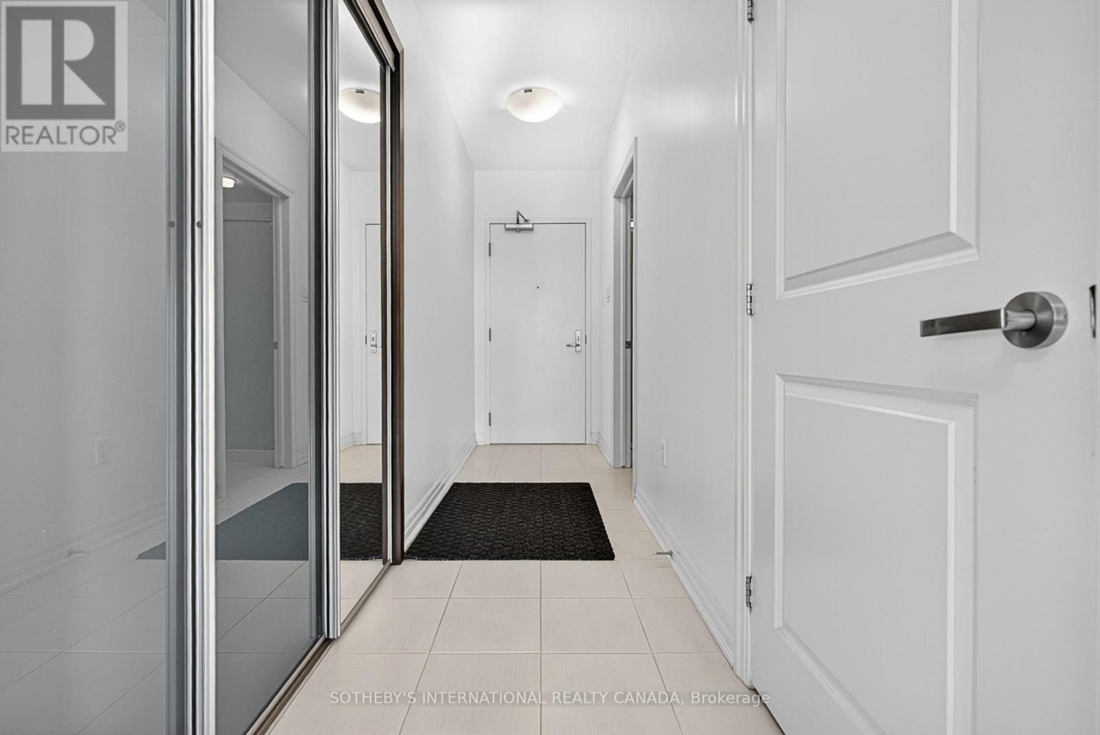Photo 10 of 1509 90 Landry Street, Ottawa ON