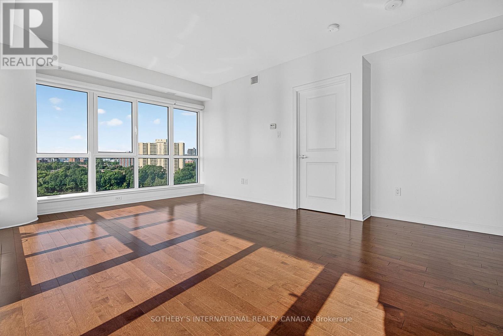 Photo 15 of 1509 90 Landry Street, Ottawa ON