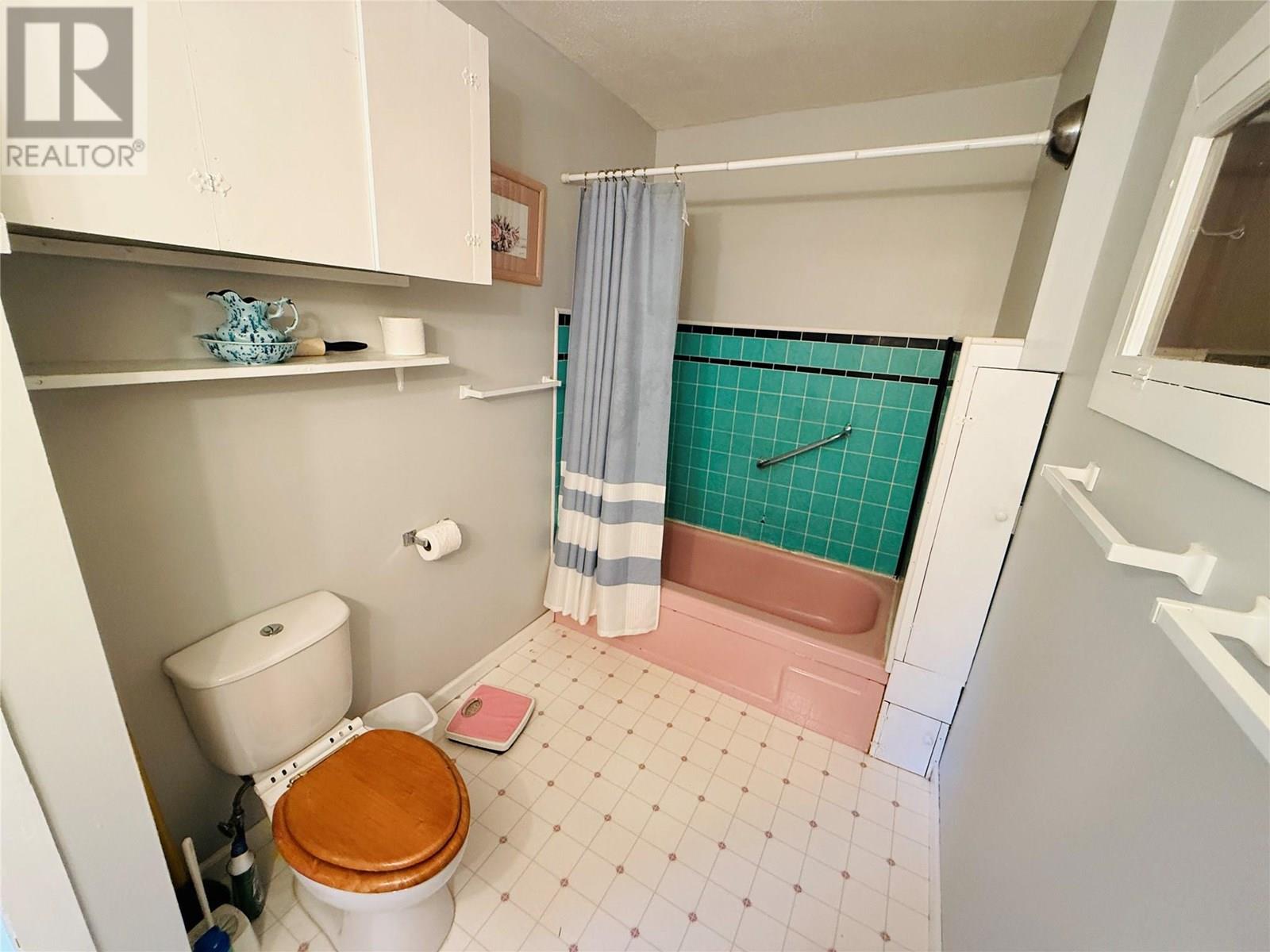 4688 Poplar Street, Windermere