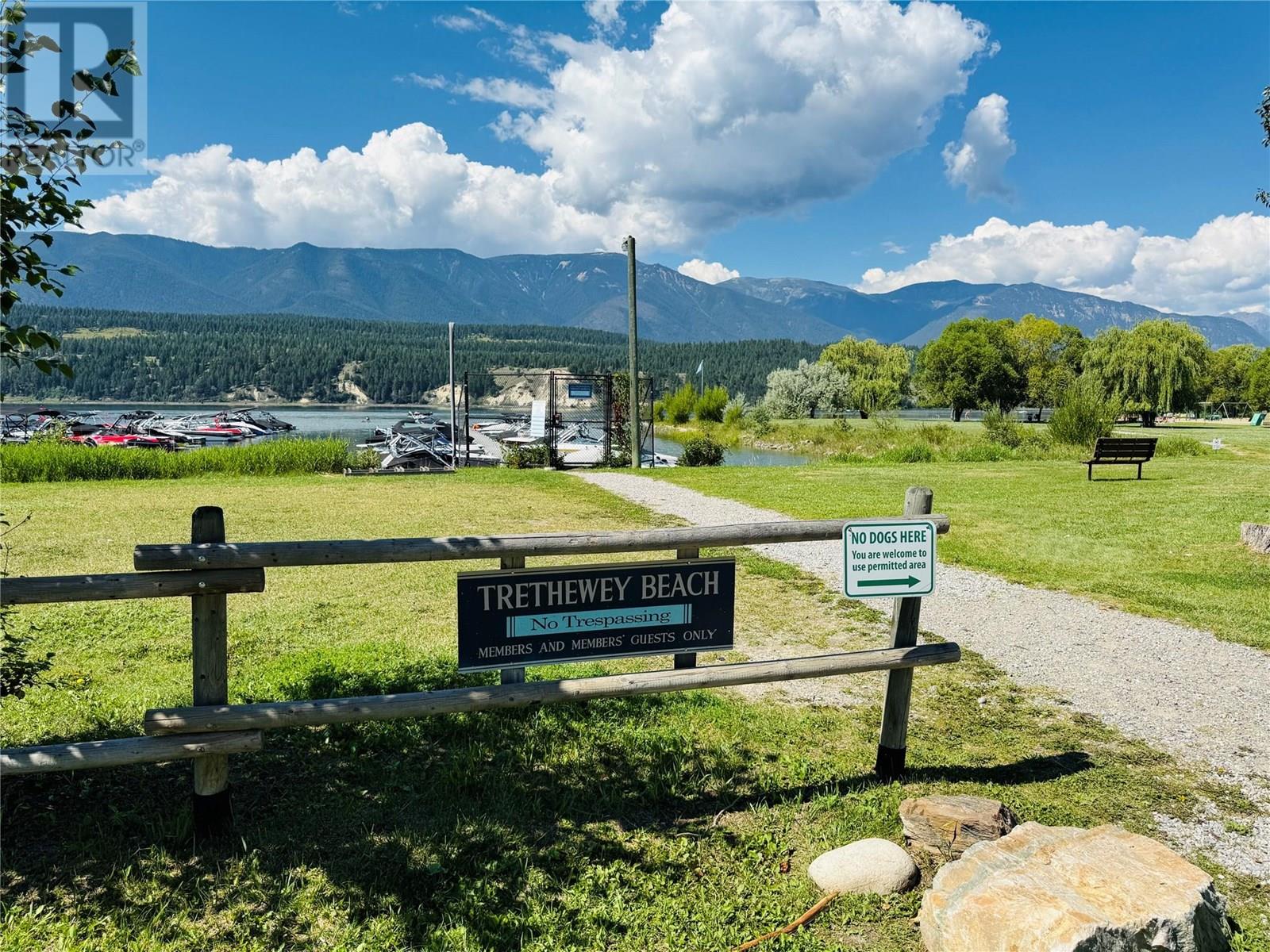 4688 Poplar Street, Windermere