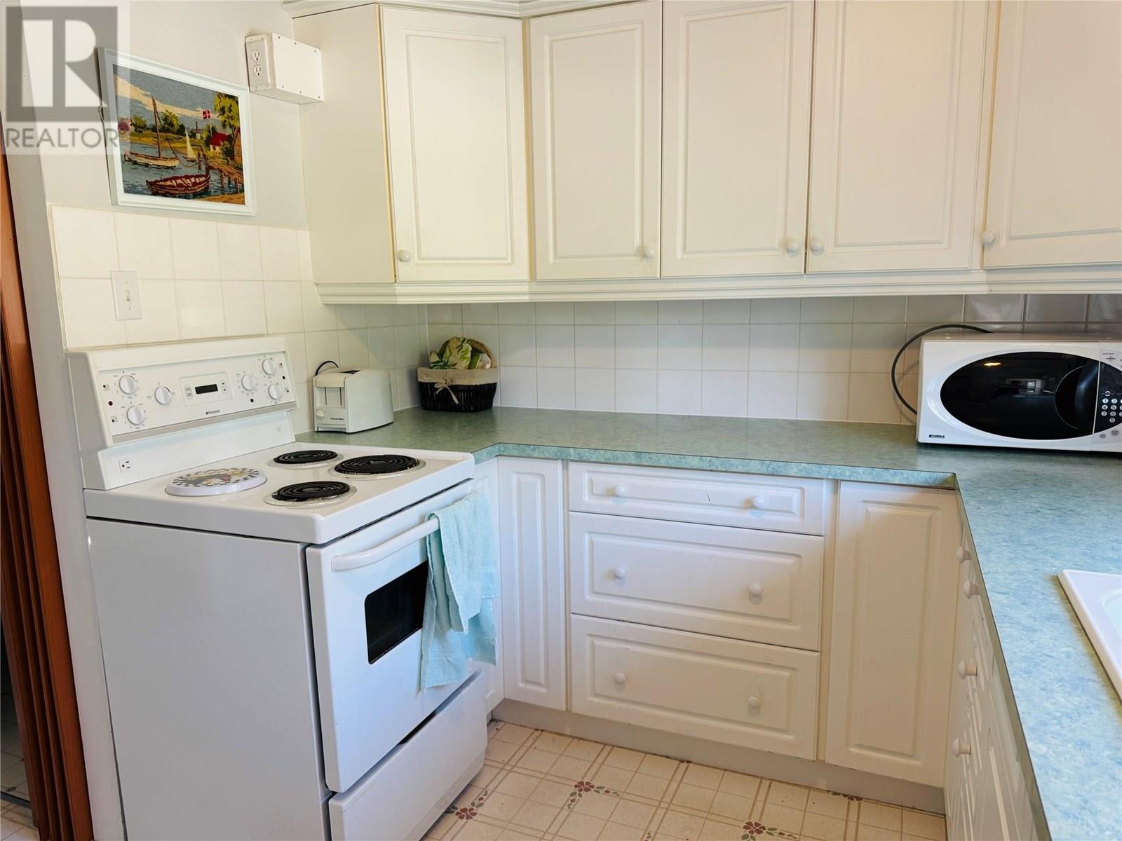 4688 Poplar Street, Windermere