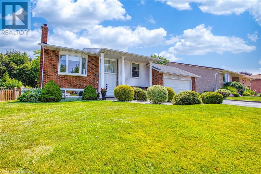 Photo 7 of 24 Samuel Road, Grimsby ON