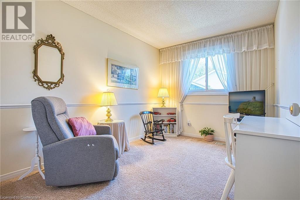 Photo 42 of 24 Samuel Road, Grimsby ON