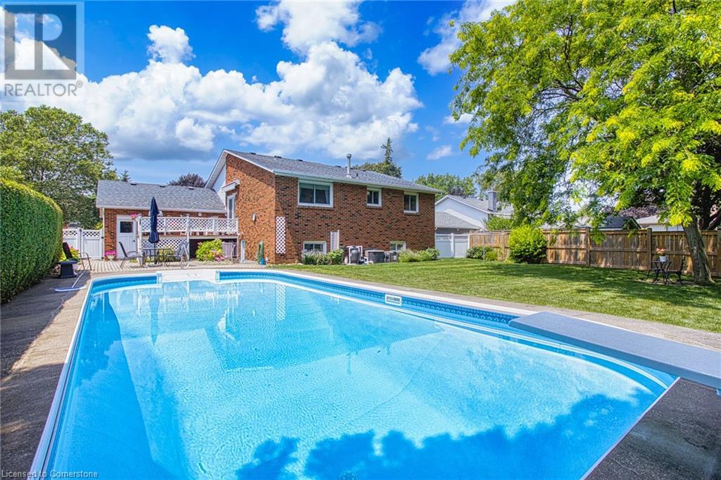 Photo 19 of 24 Samuel Road, Grimsby ON