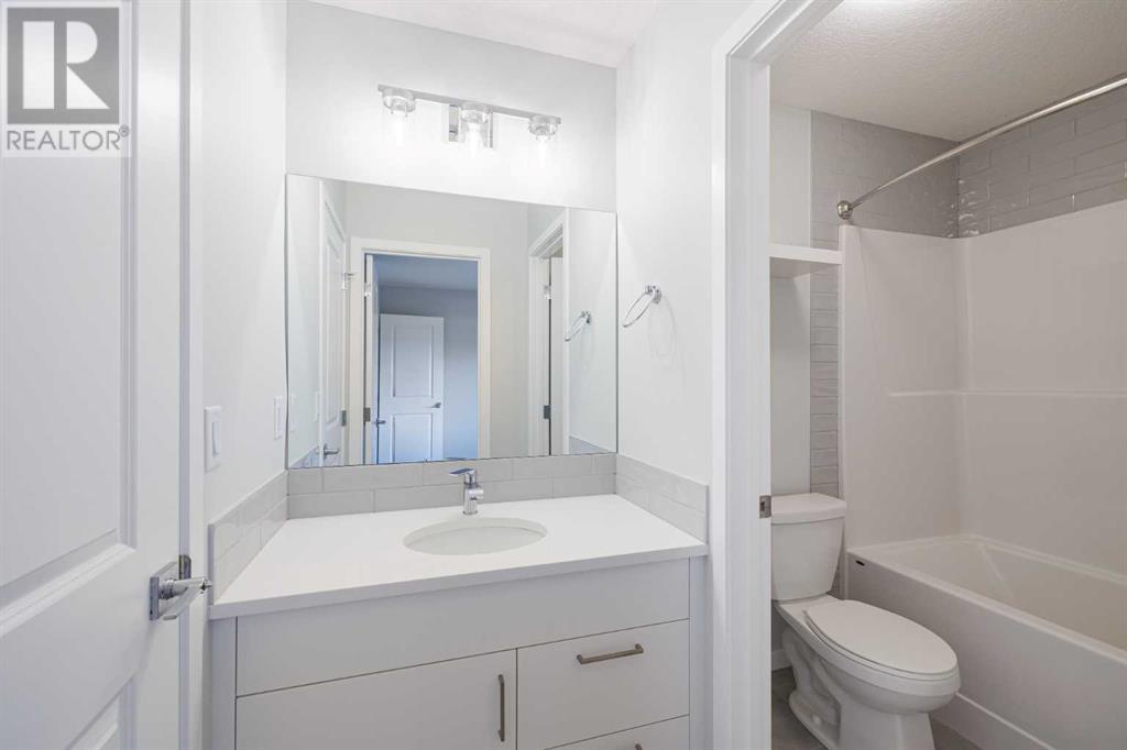 Single Family House for Sale in  Edith Place NW Glacier Ridge Calgary 