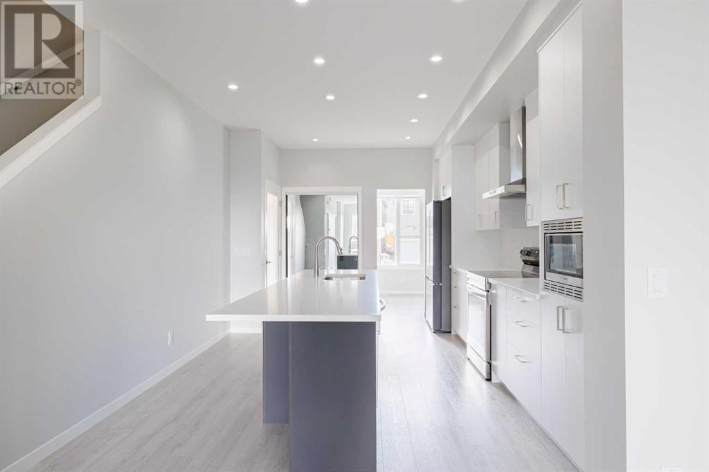 Single Family House for Sale in  Edith Place NW Glacier Ridge Calgary 