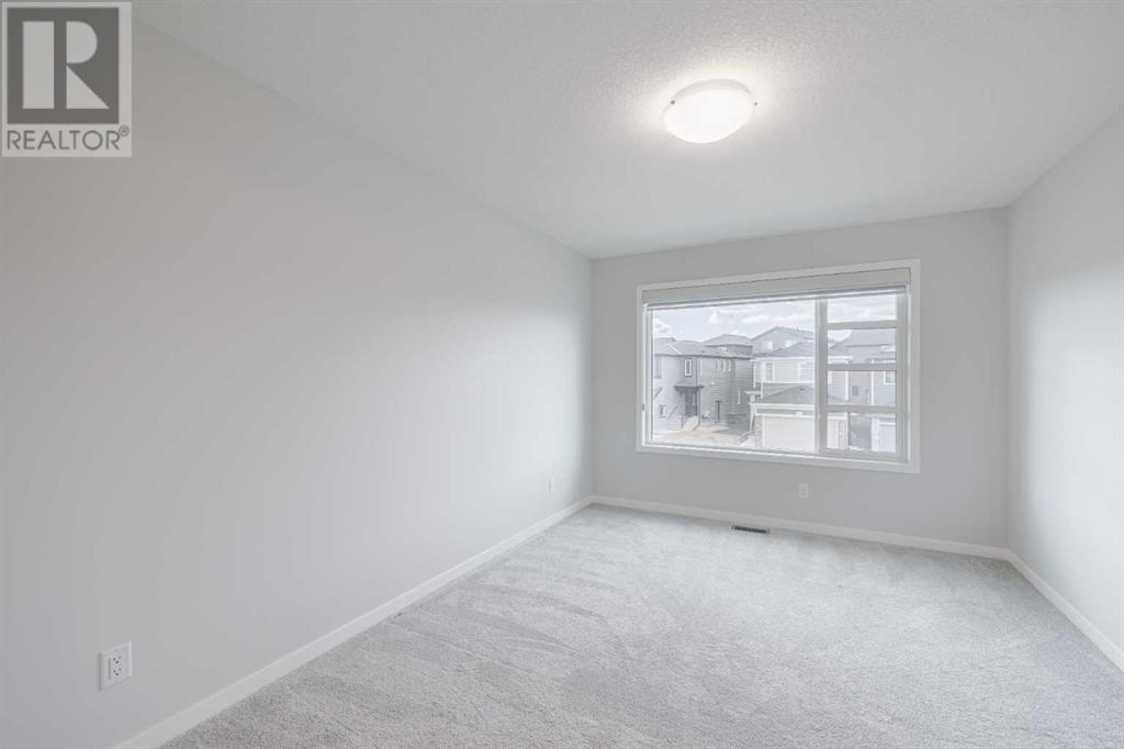 Single Family House for Sale in  Edith Place NW Glacier Ridge Calgary 