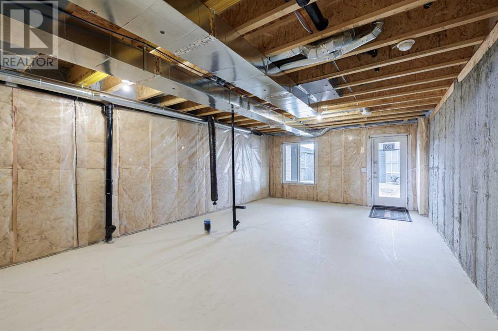 Single Family House for Sale in  Edith Place NW Glacier Ridge Calgary 