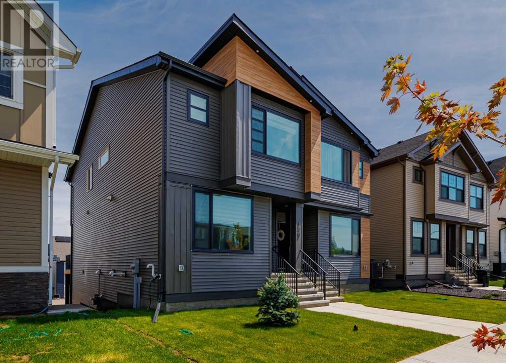 Single Family House for Sale in  Edith Place NW Glacier Ridge Calgary 