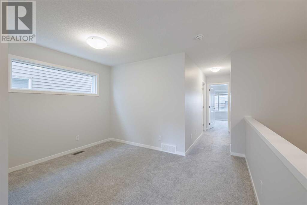 Single Family House for Sale in  Edith Place NW Glacier Ridge Calgary 