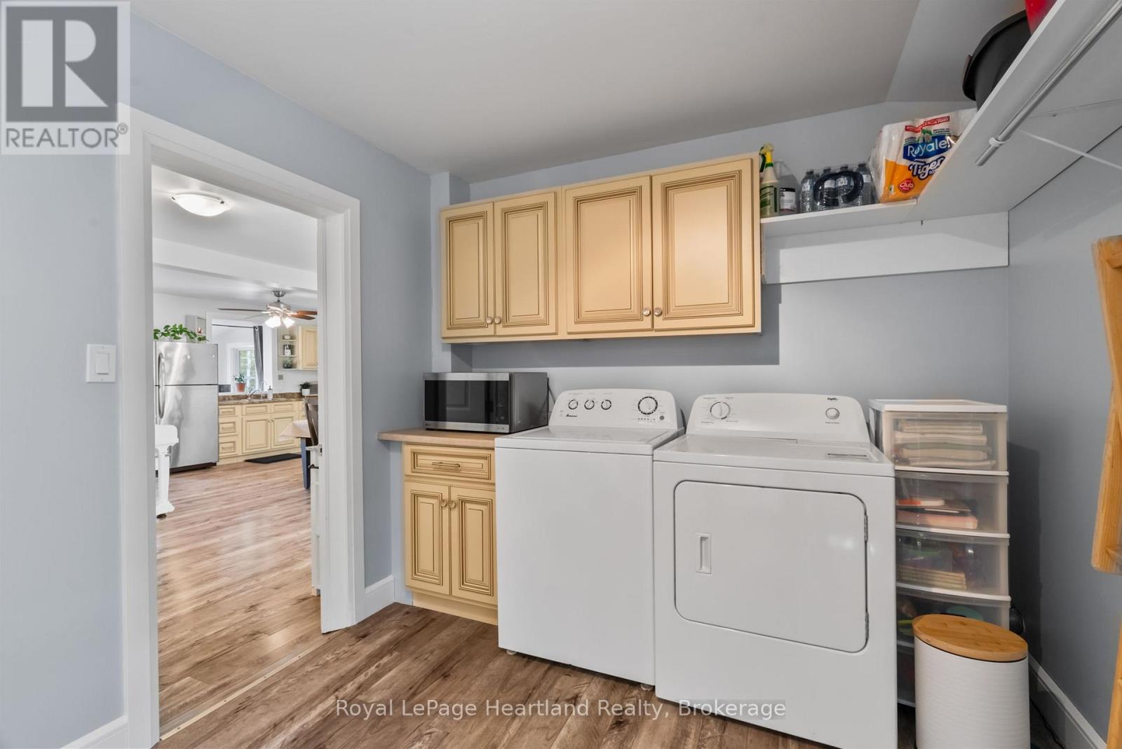 Photo 16 of 3034 Louisa Street, Howick ON