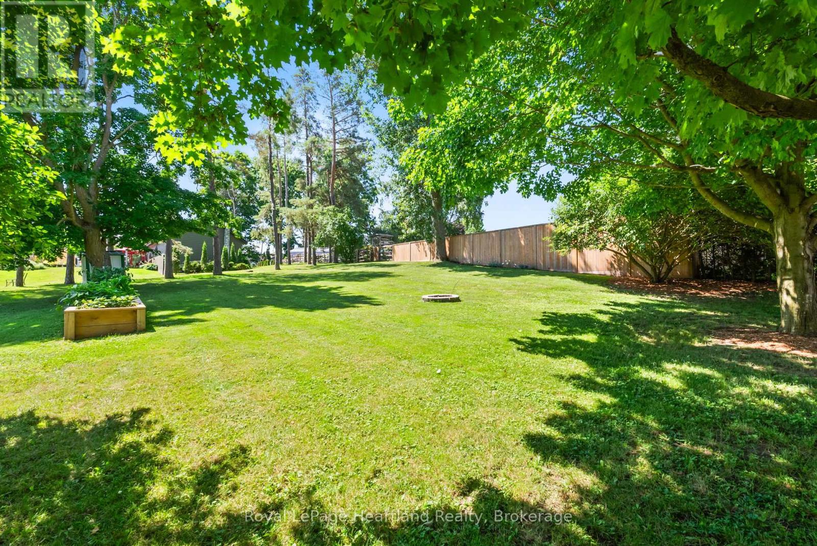 Photo 7 of 3034 Louisa Street, Howick ON