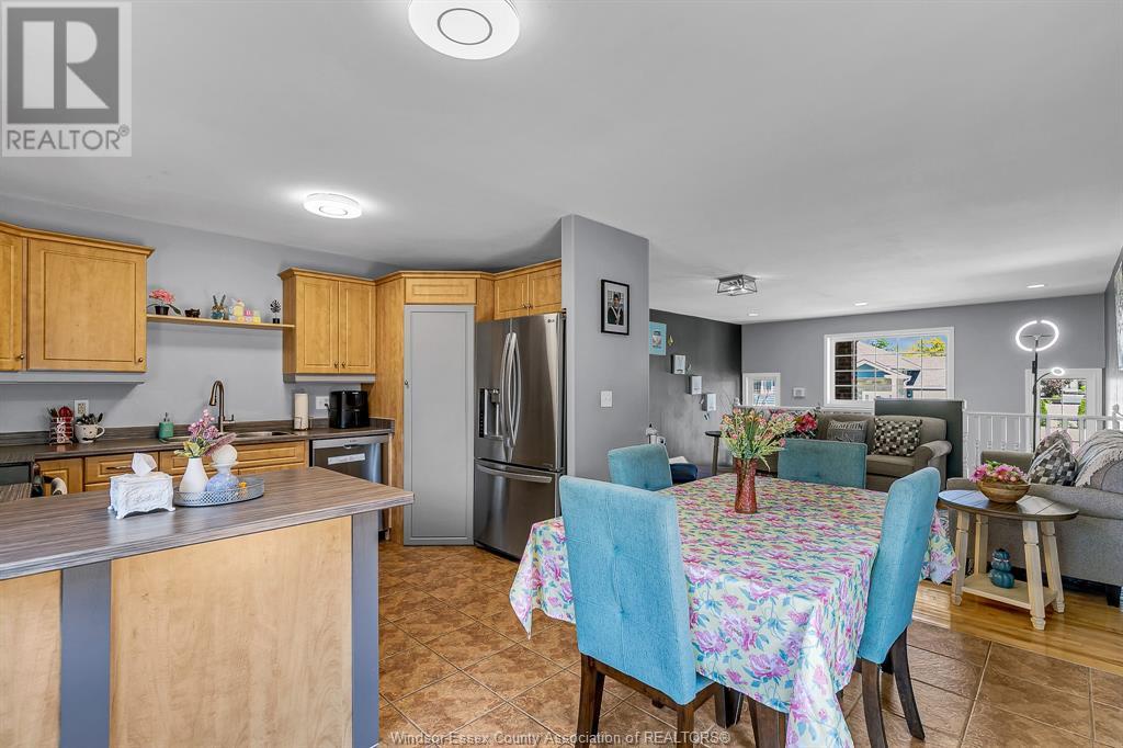 Photo 12 of 200 Riverview Avenue, Lasalle ON