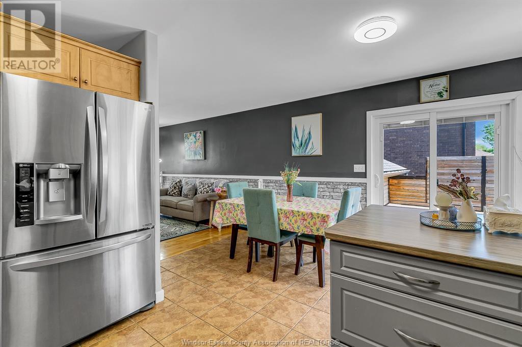 Photo 13 of 200 Riverview Avenue, Lasalle ON