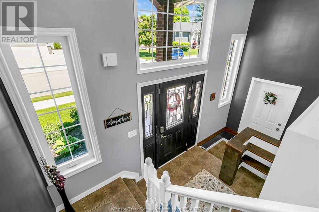 Photo 17 of 200 Riverview Avenue, Lasalle ON