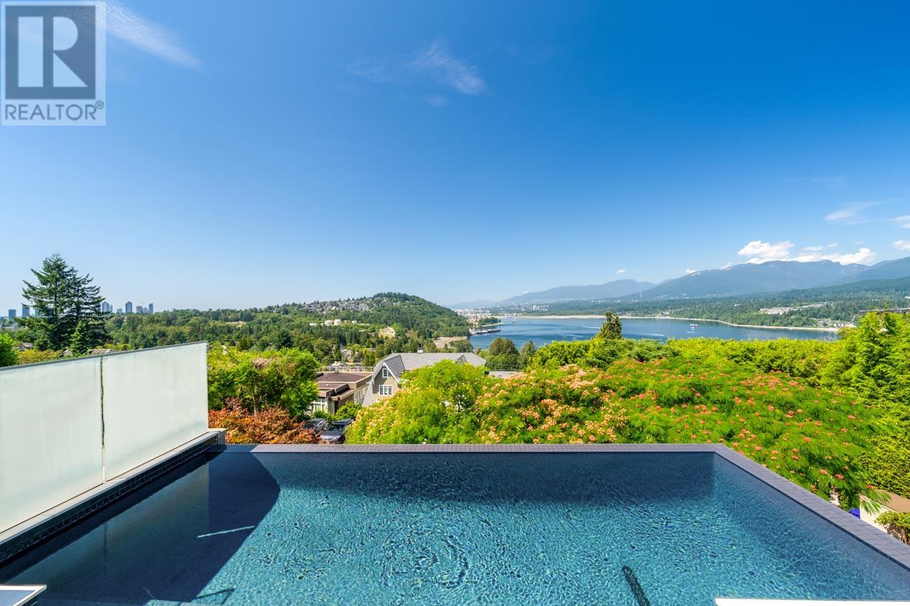 Photo 24 of 7326 Ridge Drive, Burnaby BC