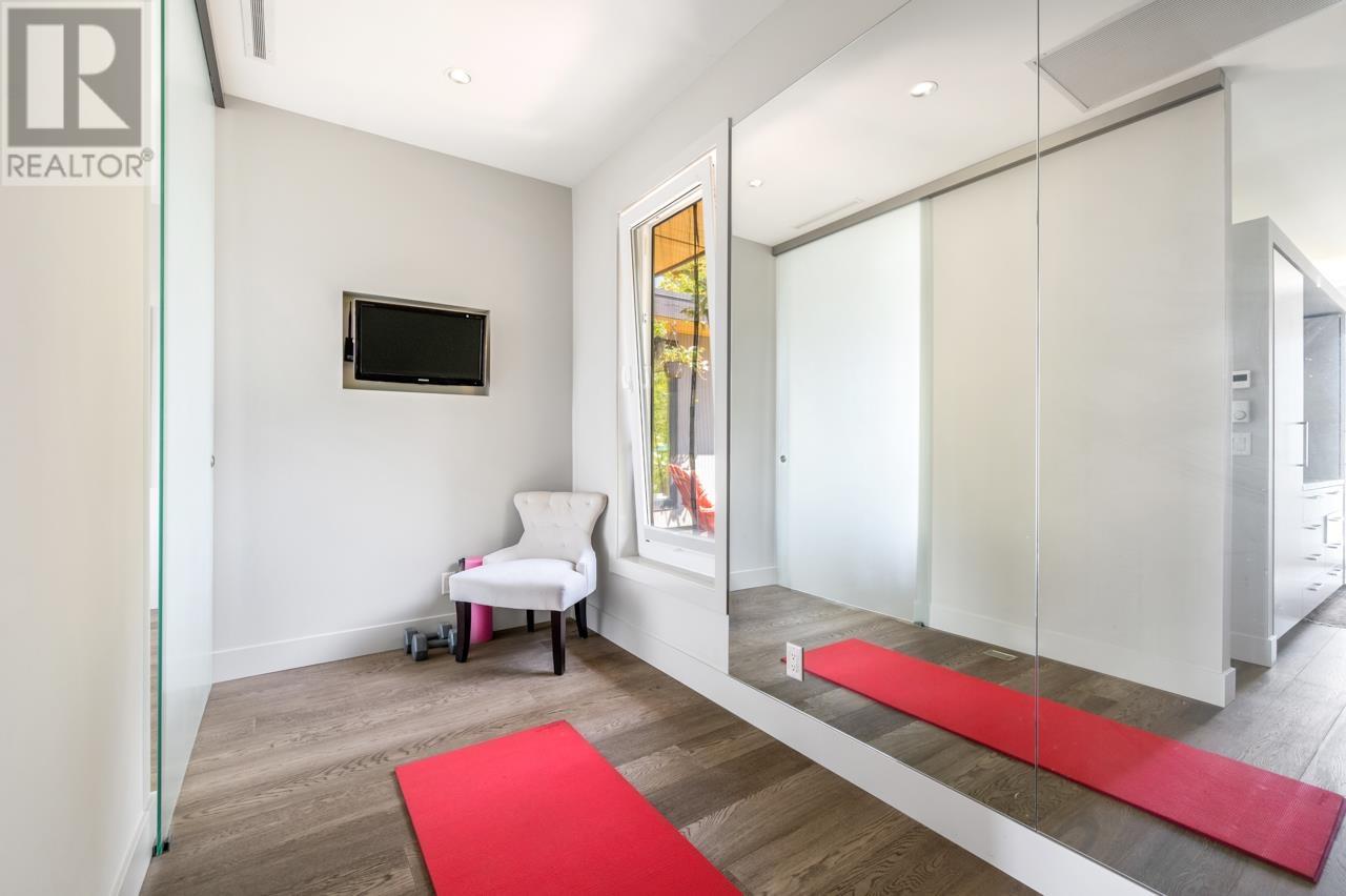 Photo 30 of 7326 Ridge Drive, Burnaby BC
