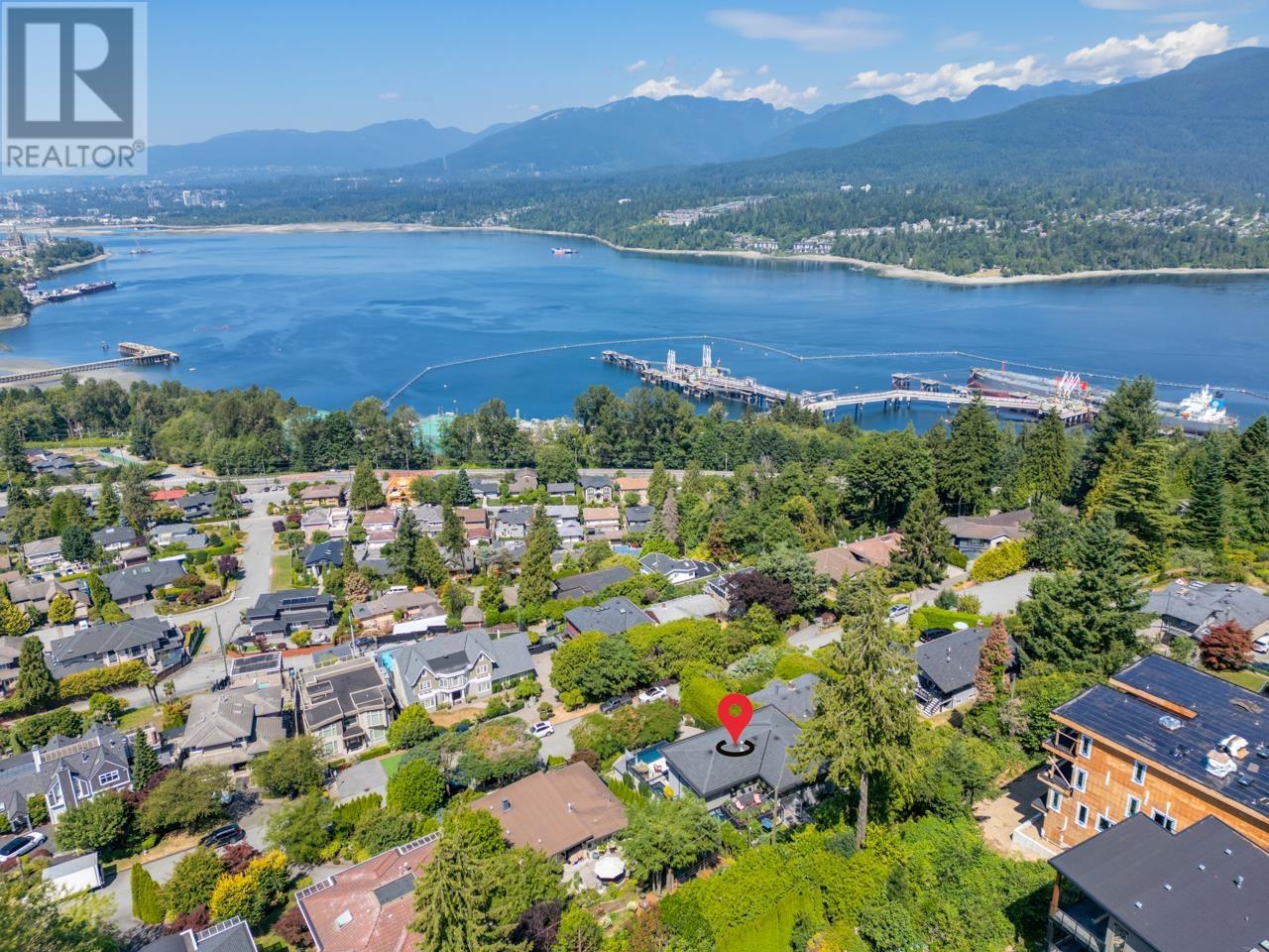 Photo 34 of 7326 Ridge Drive, Burnaby BC
