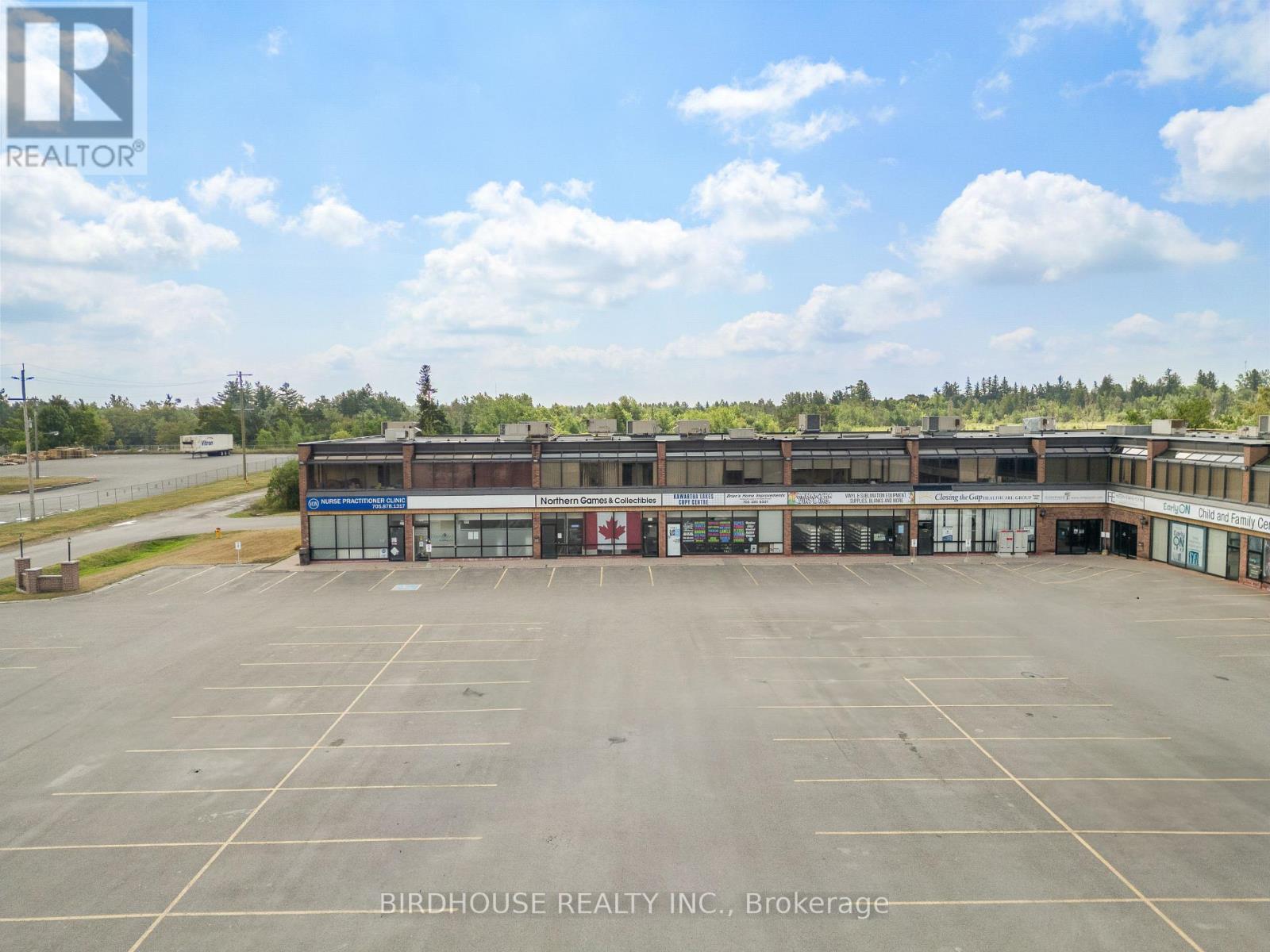 Photo 14 of 110 55 Mary Street W, Kawartha Lakes ON
