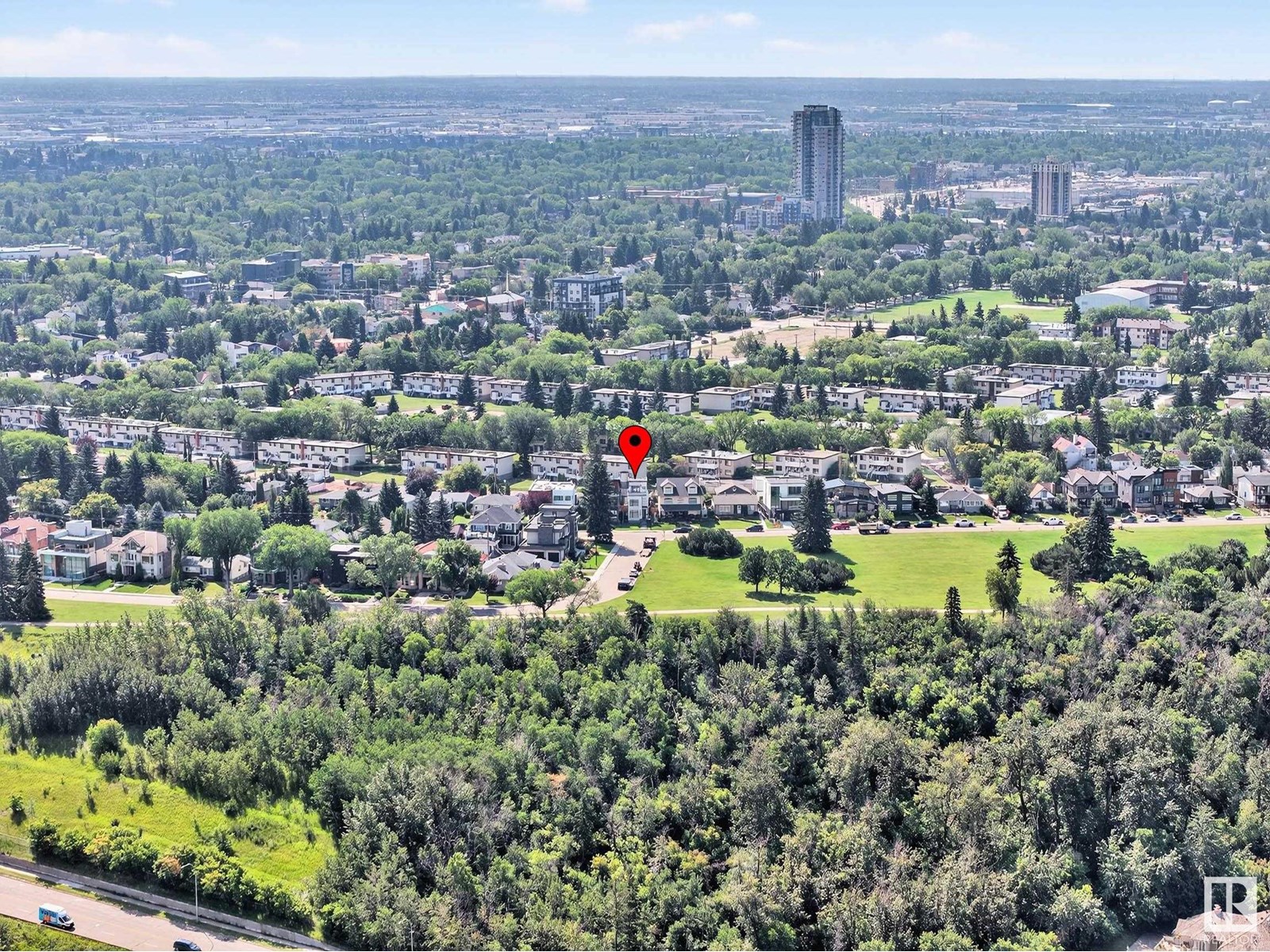 Photo 41 of 8805 Strathearn Dr Nw, Edmonton AB