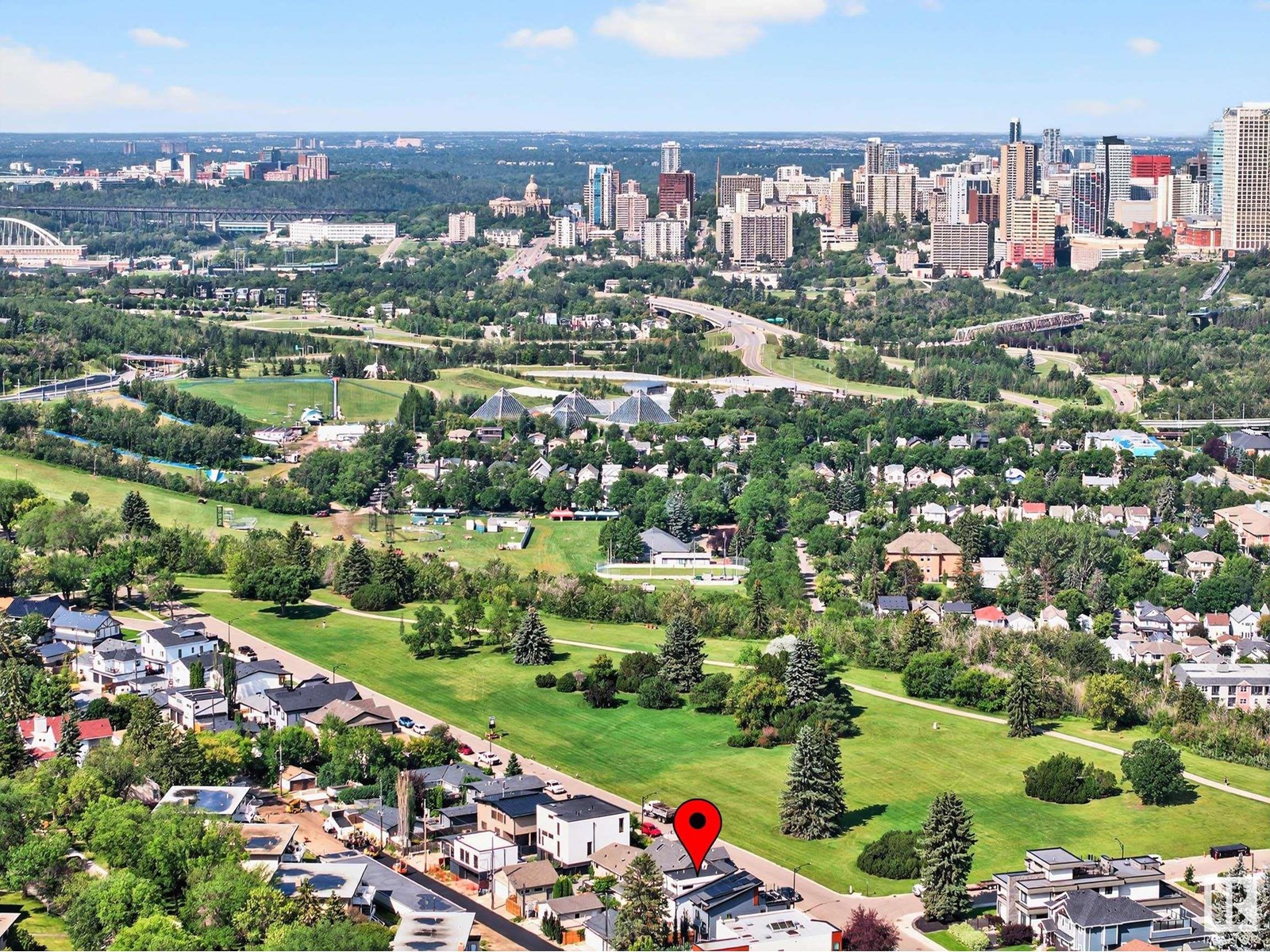 Photo 37 of 8805 Strathearn Dr Nw, Edmonton AB