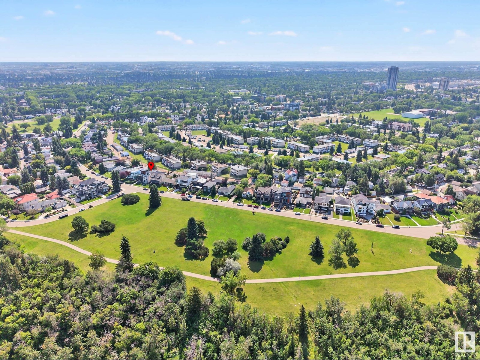 Photo 43 of 8805 Strathearn Dr Nw, Edmonton AB