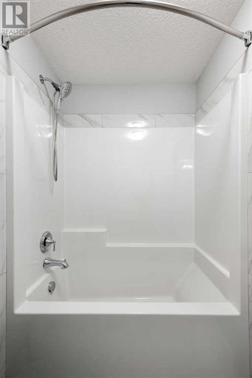 Single Family House for Sale in  Magnolia Heath SE Mahogany Calgary 