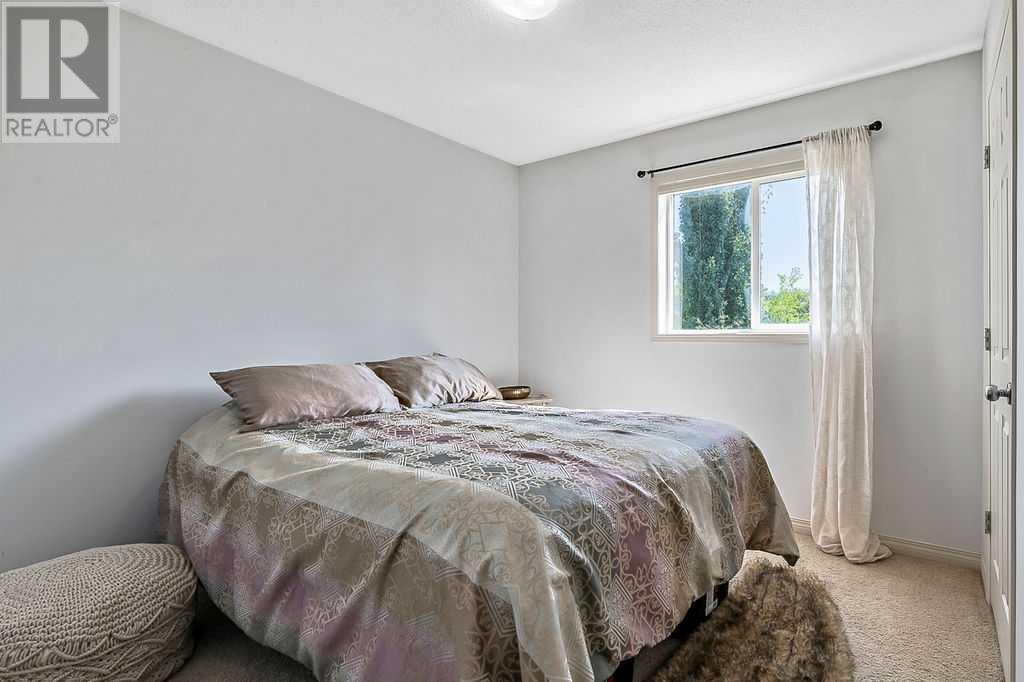 Single Family House for Sale in  Auburn Bay Court SE Auburn Bay Calgary 
