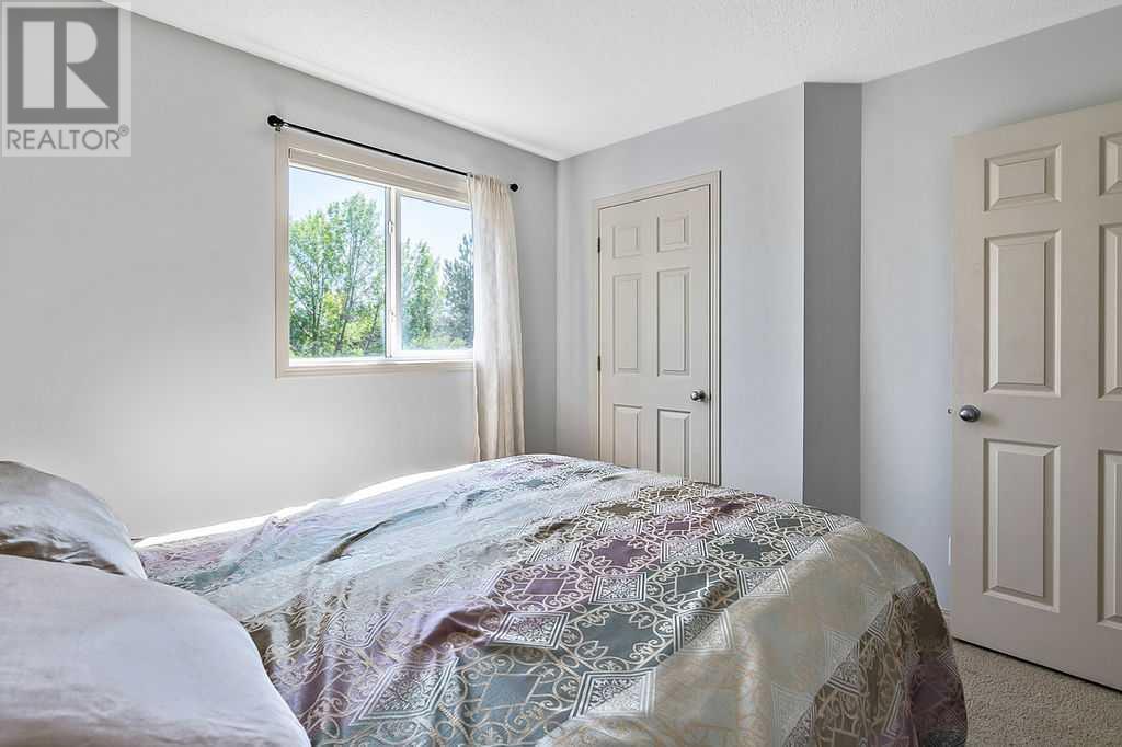 Single Family House for Sale in  Auburn Bay Court SE Auburn Bay Calgary 