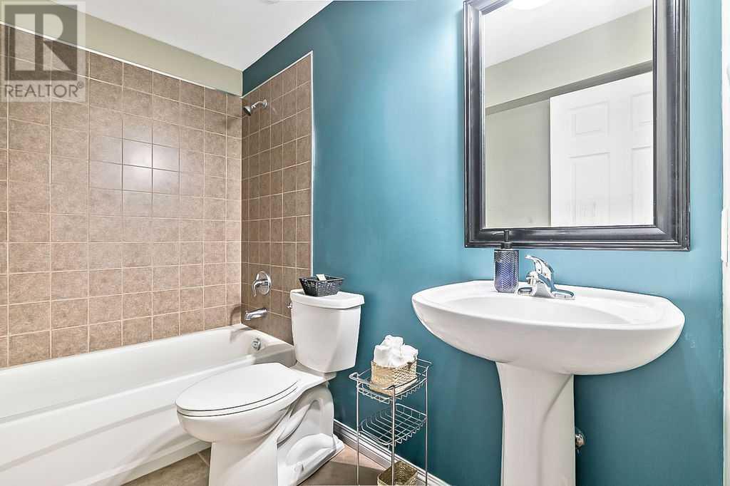Single Family House for Sale in  Auburn Bay Court SE Auburn Bay Calgary 