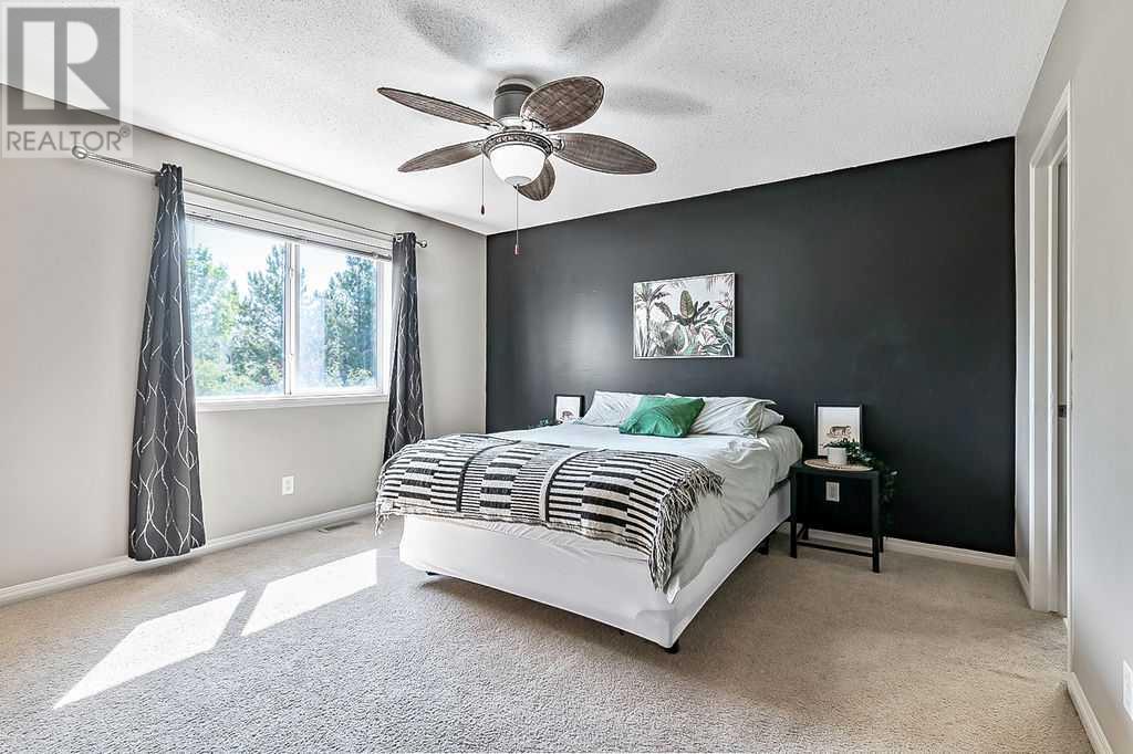 Single Family House for Sale in  Auburn Bay Court SE Auburn Bay Calgary 