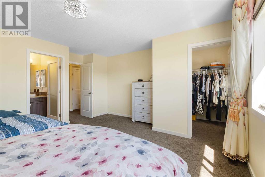 Single Family House for Sale in  Evansridge Crescent NW Evanston Calgary 