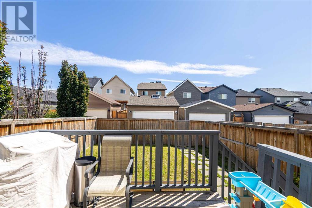 Single Family House for Sale in  Evansridge Crescent NW Evanston Calgary 