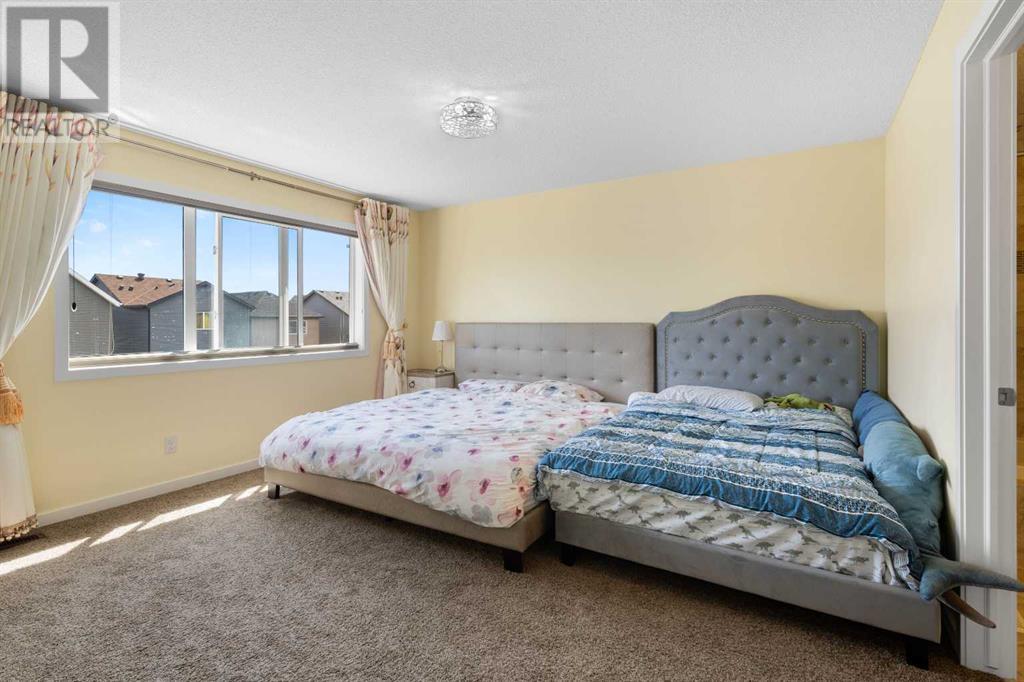 Single Family House for Sale in  Evansridge Crescent NW Evanston Calgary 