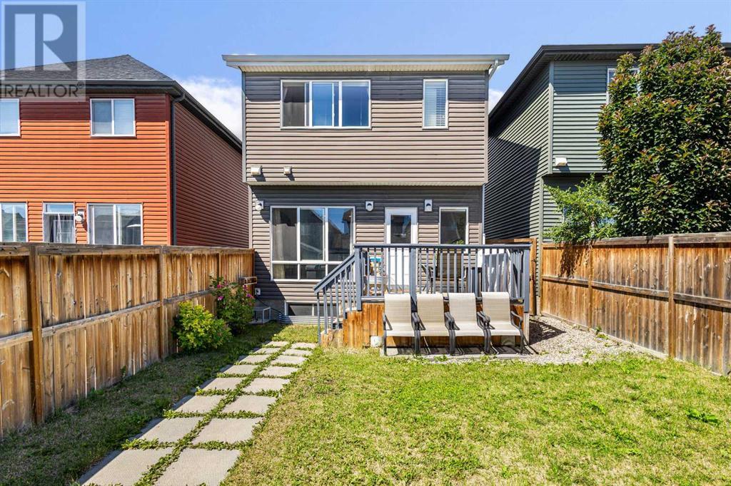 Single Family House for Sale in  Evansridge Crescent NW Evanston Calgary 