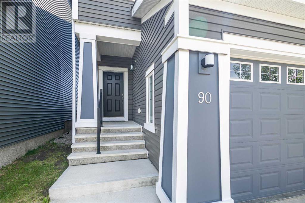 Single Family House for Sale in  Evansridge Crescent NW Evanston Calgary 