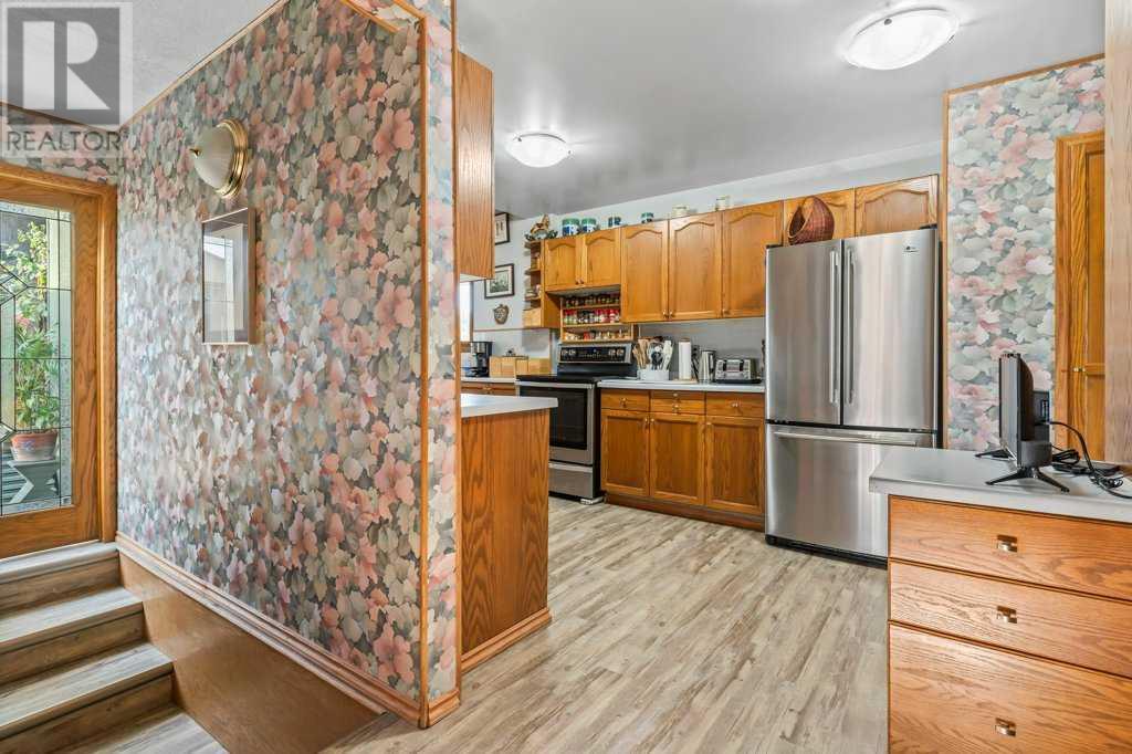 Single Family House Bungalow for Sale in  Hunterbow Crescent NW Huntington Hills Calgary 