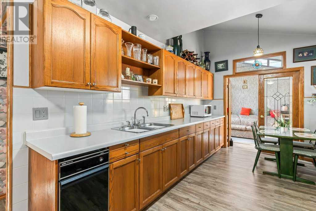 Single Family House Bungalow for Sale in  Hunterbow Crescent NW Huntington Hills Calgary 