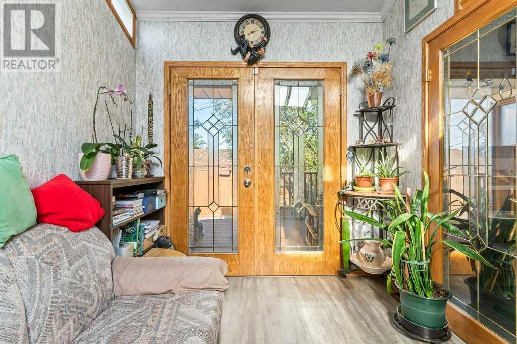 Single Family House Bungalow for Sale in  Hunterbow Crescent NW Huntington Hills Calgary 