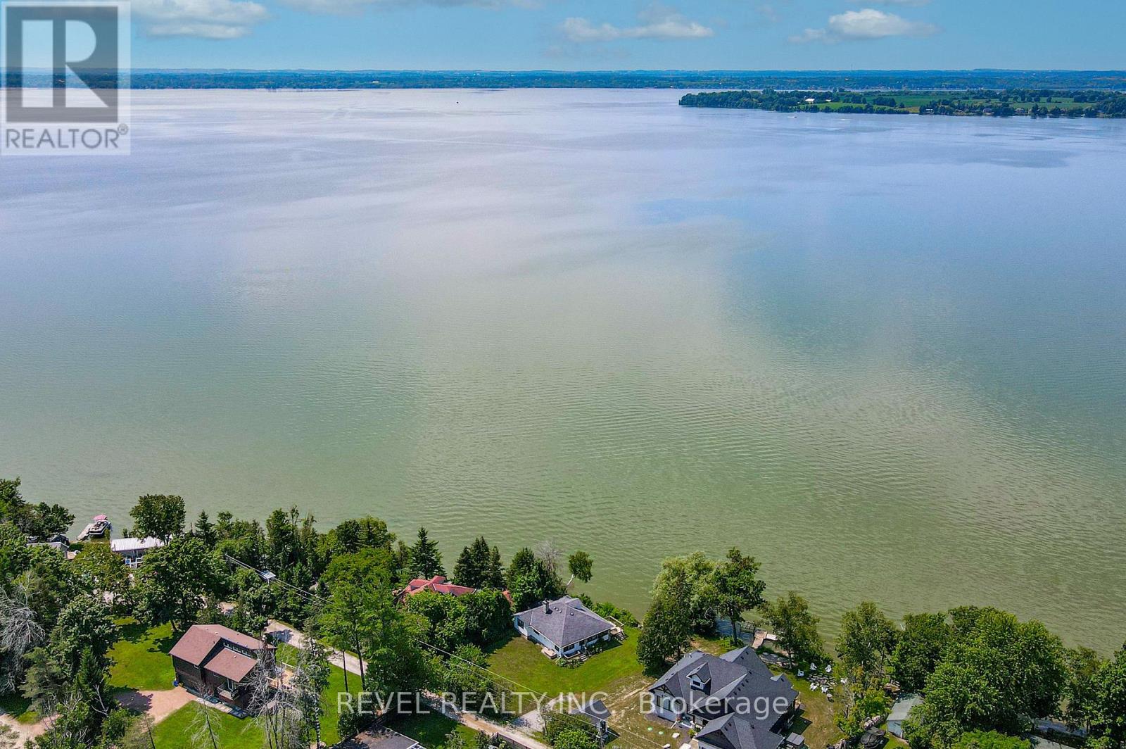 Photo 2 of 8 Johnstone Lane, Scugog ON