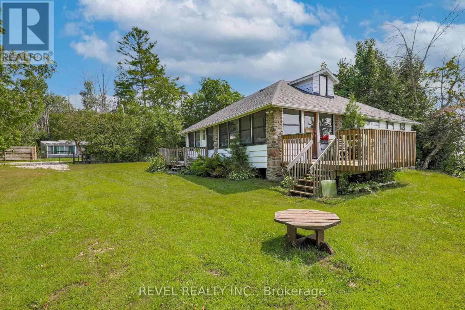 Photo 12 of 8 Johnstone Lane, Scugog ON