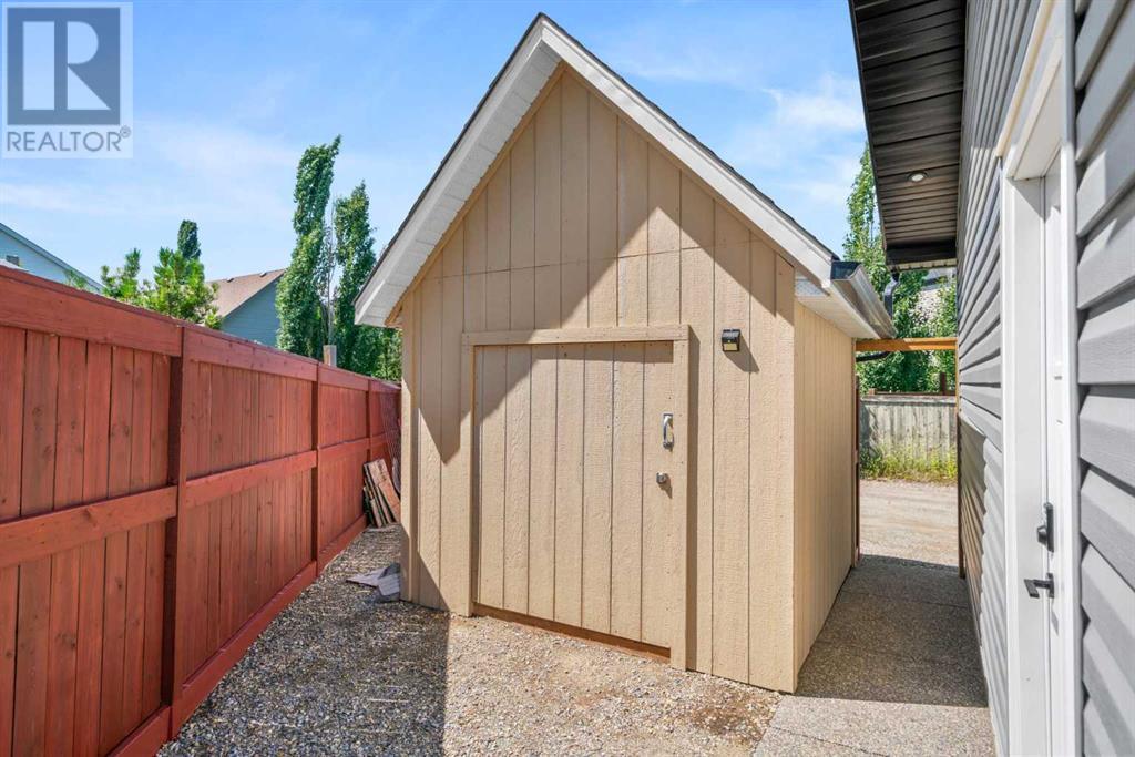 Single Family House for Sale in  Copperstone Gardens SE Copperfield Calgary 