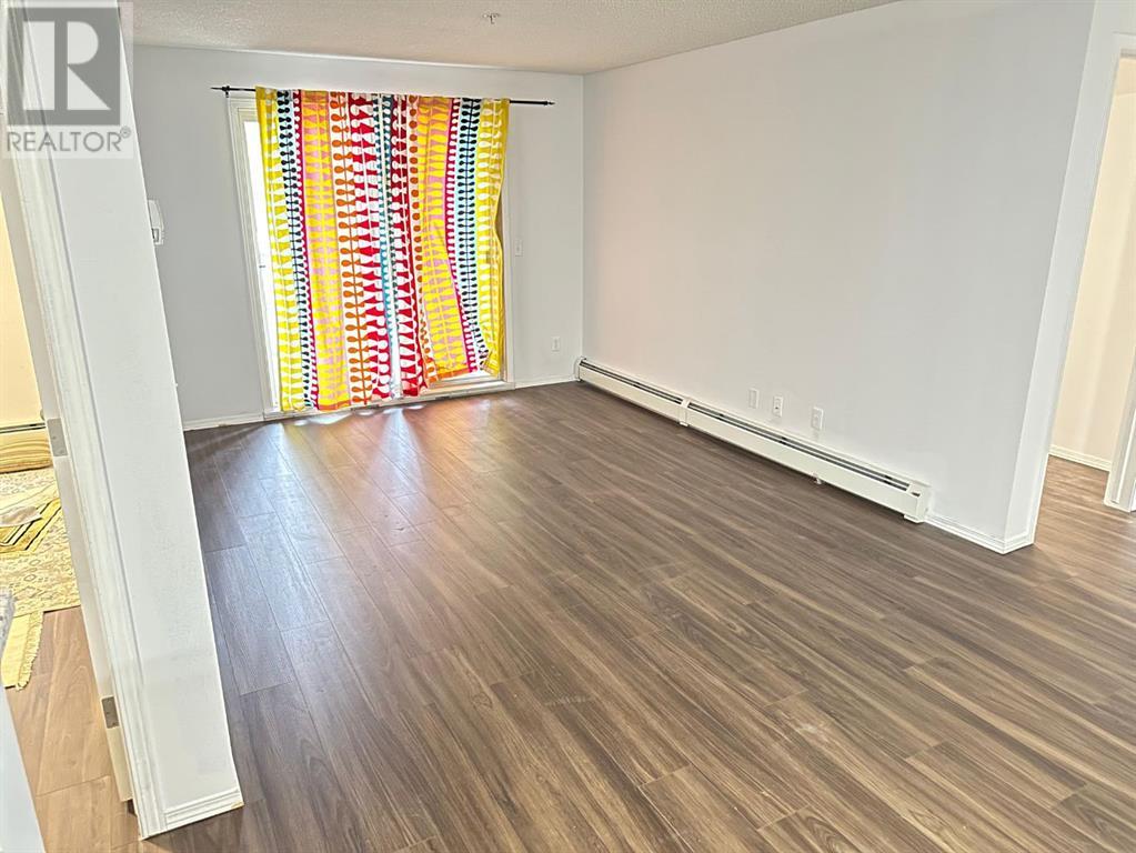 Single Family House for Sale in   Bridlecrest Drive SW Bridlewood Calgary 